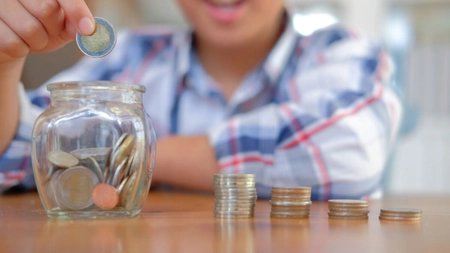 Acești copii nu vor mai primi alocație din 2025. Iată legea care i-a surprins pe părinți