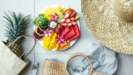 Interzis pe timp de caniculă! Alimentele care vă pot pune sănătatea în pericol