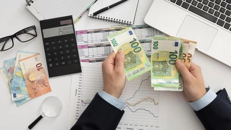 Salariu de 6000 de euro și bani de vacanță. Acesta este locul de muncă dorit de mulți