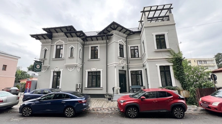 S-a instalat tăcerea după tunul dat de patronul de la Casa Lebăda în Copou! DNA a trimis dosarul spre judecată: Dumitru Cogălniceanu și fostul șef de la Poliția Locală, Georgel Grumeza, de negăsit