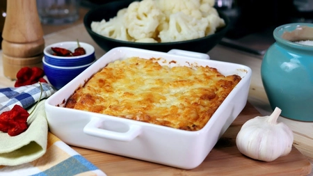 Sufleu de conopidă: delicatețe ușoară și nutritivă