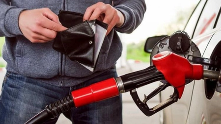 ,,Cadoul” guvernanților pentru români. Carburanții se scumpesc de astăzi, 1 iulie