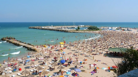 Cât a ajuns să coste un mic dejun la Eforie Nord, în plin sezon estival. Pentru o banală omletă cu șuncă, turiștii trebuie să scoată din buzunar 30 de lei
