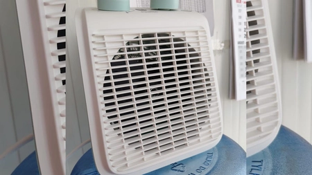 Umilință la CTP Iași! La temperaturi de aproape 50 de grade Celsius în interiorul tonetelor, angajații au primit aeroterme care dau căldură ca să se „răcorească”: „Este cumplit să stai toată ziua așa”