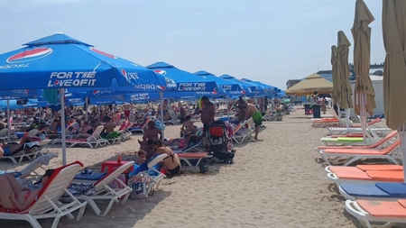 Stațiunea preferată de turiștii români, datorită prețurilor accesibile. „Mamaia m-a dezamăgit din cauza plajei”