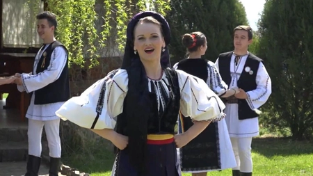 Cântăreața de muzică populară, Diana-Andreea Lupu va conduce mega proiectul Neptun Deep - VIDEO
