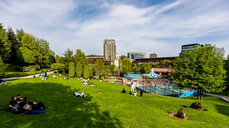 Va fi magic, în weekend, la Palas: festival pentru copii, activități interactive, proiecții de film în aer liber și spectacole speciale