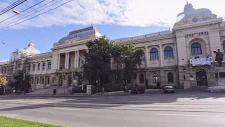 Universitatea „Alexandru Ioan Cuza” din Iași este a patra cea mai mare instituție de învățământ superior din România, după numărul de studenți din anul universitar 2024-2025
