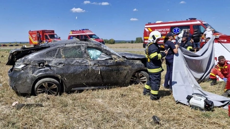 Accident rutier mortal în Bihor. Doi adulţi şi o fetiţă au murit