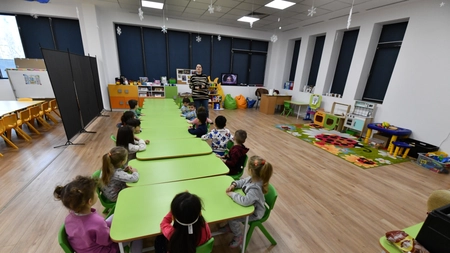 Doar două școli de stat din Iași, din cele 211, au program de After School. Iată cât trebuie să plătească părinții: „Sunt aproximativ 100 de cereri în fiecare an”