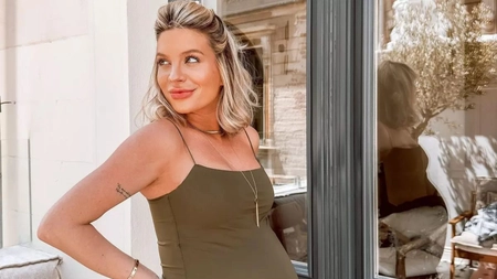 Ana Baniciu s-a afișat în costum de baie, la două luni după ce a născut. „Arăți cu 10 ani mai tânără”