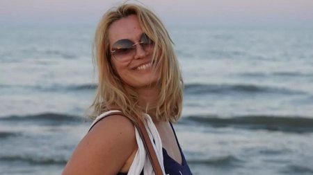 Cum arată Andreea Esca în costum de baie la 52 de ani. Vedeta se află în vacanță în Grecia