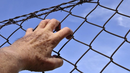 Stare de alertă în România! Un deținut în vârstă de 37 de ani a evadat din penitenciar