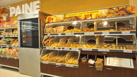 Ce produse poți să cumperi cu 1 leu în magazine din România. Experimentul făcut de o tânără