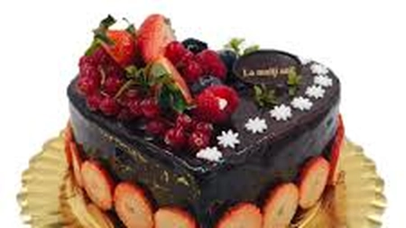 Cum să realizezi un tort în formă de inimă acasă