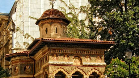 Biserica Stavropoleos. O bijuterie arhitecturală și spirituală în inima Bucureștiului