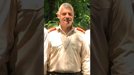 Colonelul Iulian Pleşescu este unul dintre cei mai bogaţi angajaţi ai Spitalului Clinic Militar de Urgenţă „Dr. Iacob Czihac” Iaşi! Locţiitorul comandantului deţine numeroase imobile şi autoturisme