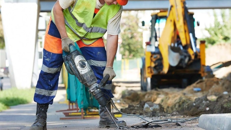 Angajări în străinătate, în domeniul construcțiilor. Ce oferte de muncă sunt pentru ieșenii care vor să se angajeze?