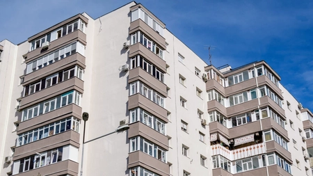 Proprietarii de apartamente sunt obligați să facă asta! Cei care încalcă legea riscă amenzi de 4.000 de lei
