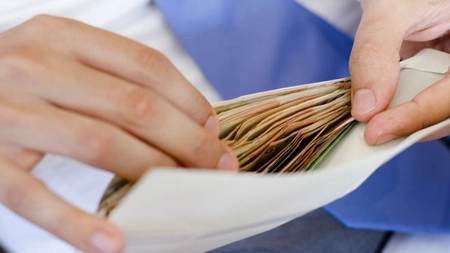 S-a dat sentința în cazul doctoriței care lua șpagă de 15 ori pe zi de la bolnavii de cancer
