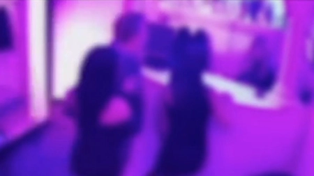 Turiști străini, înșelați în Centrul Vechi! Iată cum erau păcăliți de angajații din baruri
