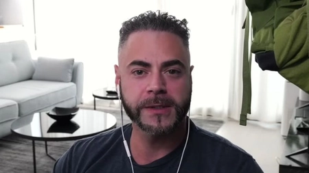 Un vlogger american a fost uluit când a văzut Bucureștiul: „Sunt uluit ce frumos e, părți ale orașului arată ca o operă de artă”