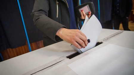 Biroul Electoral Central a adoptat o decizie esențială privind modalitatea de exercitare a votului prin intermediul urnei speciale