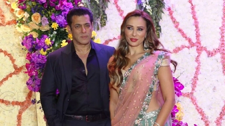 Iulia Vântur și Salman Khan, amenințați cu moartea! Prietenul cel mai bun al actorului a fost ucis!