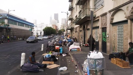 Visul american se prăbușește în Los Angeles, ”Orașul Îngerilor”! Străzile sunt pline de oameni fără adăpost și de droguri - VIDEO