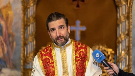 Silviu Biriș susține că românii exagerează cu pomenile. Cum ar trebui, de fapt, să arate pachetele pe care le dăm de pomană