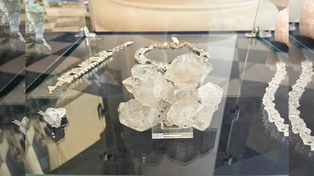 Ieșenii sunt așteptați la „Mineral Expo”! Diamantul Herkimer este cel mai scump cristal expus la Palatul Culturii