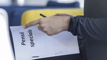 Apare o nouă pensie specială de la 1 ianuarie 2025! Cine va primi mai mulți bani