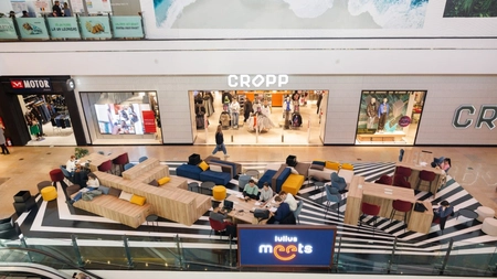 Nou, la Iulius Mall Iași: mai mult decât un spațiu de coworking, Iulius Meets te invită la studiu, networking și colaborare într-un mediu alternativ