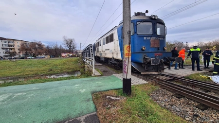 Accident feroviar în municipiul Iași. O persoană și-a pierdut viața după ce a fost lovită de tren