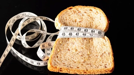 Rețeta de pâine fără gluten, cu doar două ingrediente. Perfectă pentru cei care vor să slăbească!
