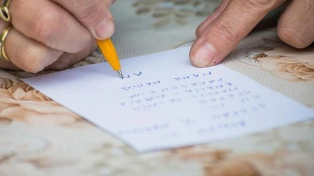 Model pomelnic pentru vii. O tradiție religioasă pentru mântuire și luminare