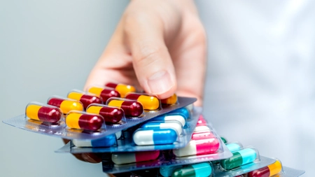 Eliberarea antibioticelor fără rețetă. O tentație periculoasă care ne costă sănătatea!
