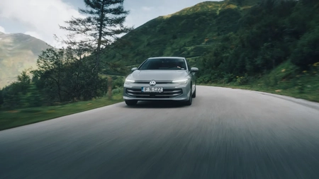 Volkswagen recheamă în service peste 114.000 de mașini! Probleme de siguranță legate de riscul unei piese de a exploda