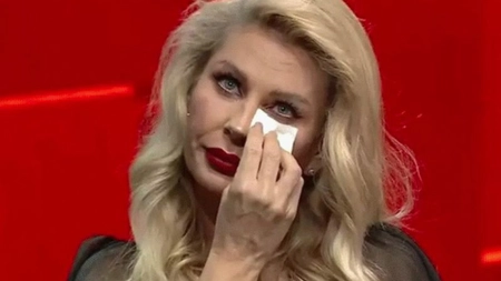 Moment rușinos pentru artista! Andreea Bănică a fost dată afară din restaurant!
