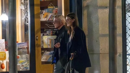 Marele actor are iubită mai tânără decât fiica lui! Moldoveanca Valeria i-a luat mințile lui Sean Penn