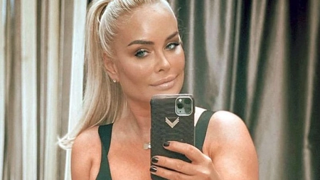 Vica Blochina, sărut pasional cu Cătălin Botezatu! Toată lumea a rămas cu gura căscată când a văzut - FOTO