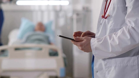 Peste 250 de ieșeni au ajuns la spital, în ultima săptămână, din cauza infecțiilor respiratorii acute!