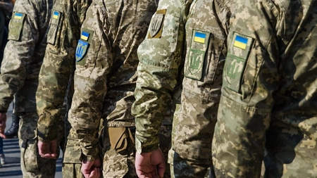 Toate firmele vor fi obligate să plătească un impozit militar. Unde se aplică