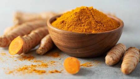 Ce beneficii are pudra de turmeric. Află cum o poți prepara de unul singur
