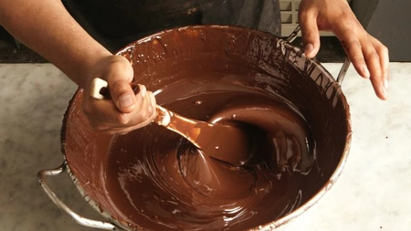 Care este considerată cea mai simplă cremă pentru tort? Iată rețeta cu care nu vei da greș de sărbători!