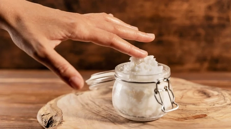 Unt de shea, ingredientul minune ce nu trebuie să lipsească din rutina ta de îngrijire