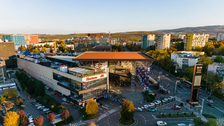 Descoperă inspirația pentru cadourile ideale în noile locații din Iulius Mall Cluj: Parfumeria Mysu și bijuteriile Jade Silver!