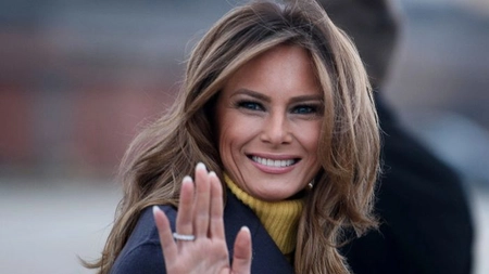 Pozele pe care astăzi le-ar vrea șterse au ieșit la suprafață! Cum arăta Melania Trump acum 25 de ani - FOTO