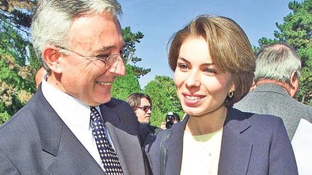 Lăcrămioara Isărescu, fiica guvernatorului BNR, impusă de tăticul în consiliul Fondului Proprietatea
