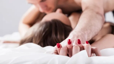 Aceasta este cea mai periculoasă poziție sexuală! Un bărbat și-a fracturat penisul!